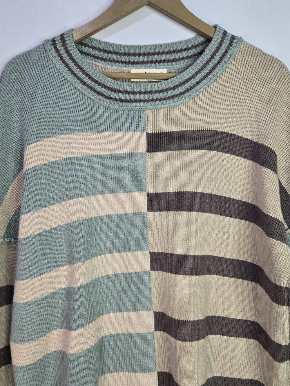 New In Women Size L Quality Sweater, Multi Coordinaring Stripes & Raw Finish Hem - Picture 2 of 14